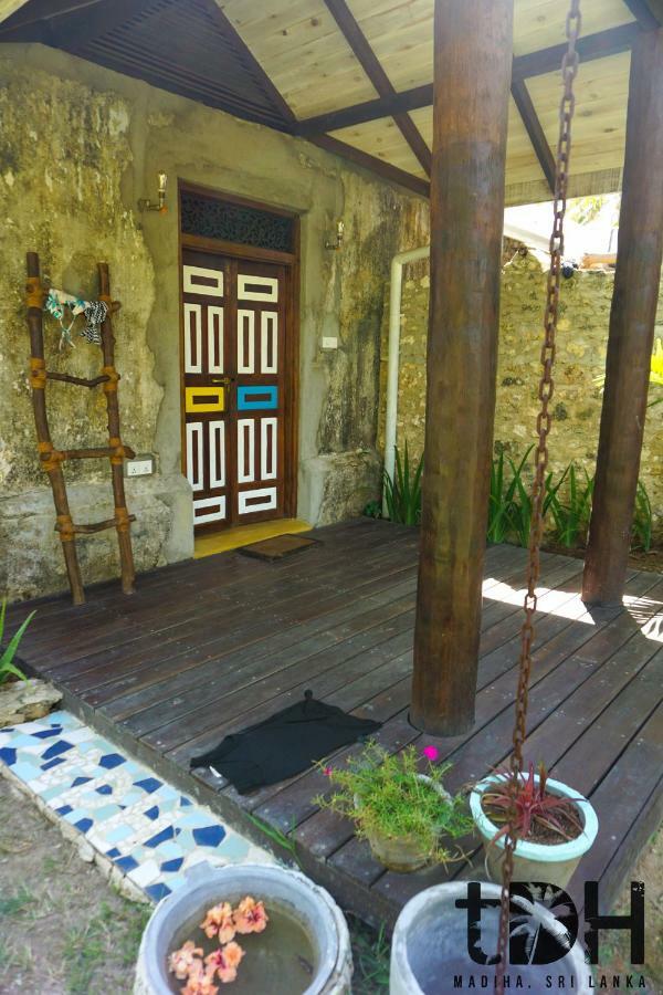 The Doctor'S House Hostel Ματάρα Εξωτερικό φωτογραφία